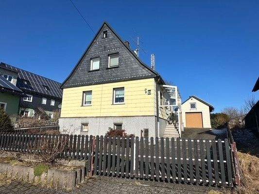 Wohnhaus Straßenseite