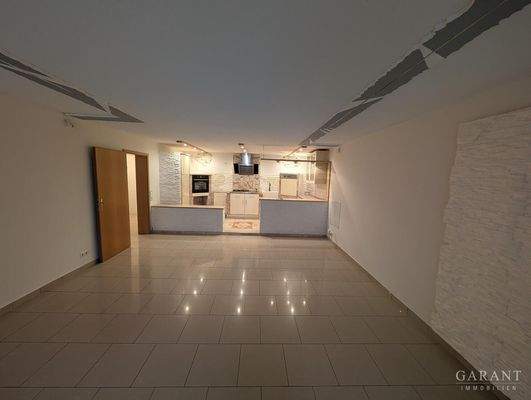 Wohnzimmer-Küche B1