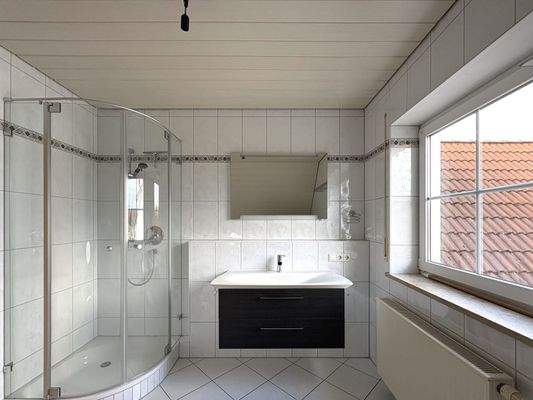 ...und zusätzlicher Dusche