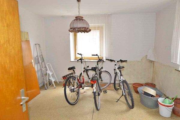 Wohnküche im Erdgeschoss - (z.Zt. Abstellraum)