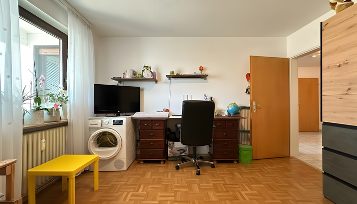 2. Schlafzimmer /Büro