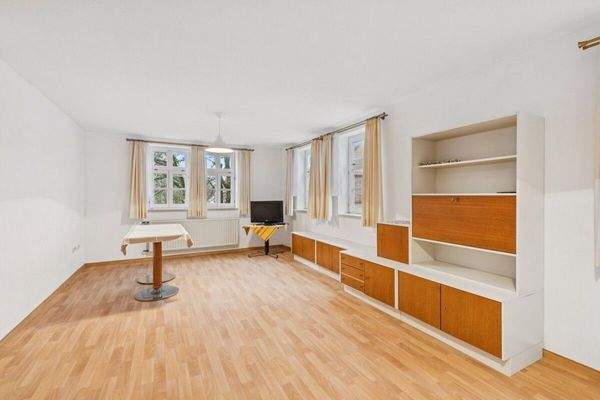 Wohnzimmer (Whg. OG)