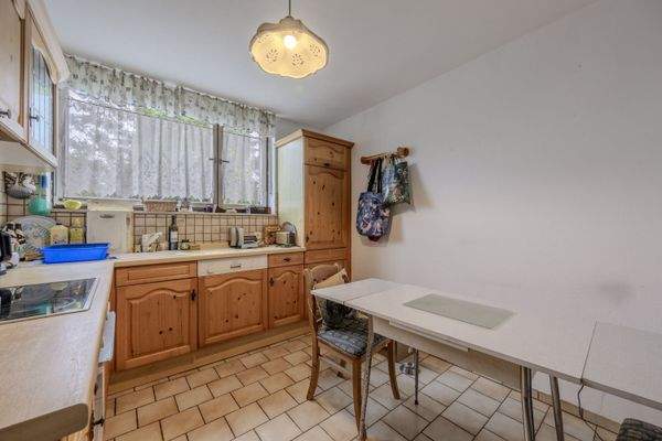 Küche mit Essbereich