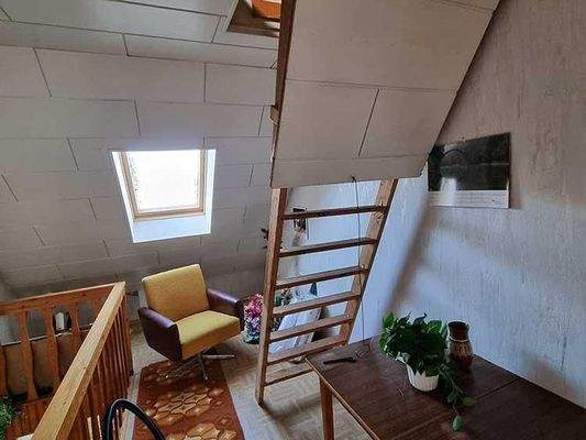 Flur - Obergeschoss mit Zugang Dachboden