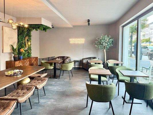 Café im Vorderhaus