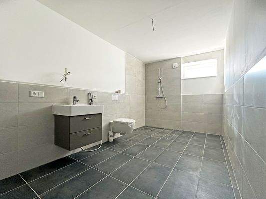 Badezimmer (Einliegerwohnung)