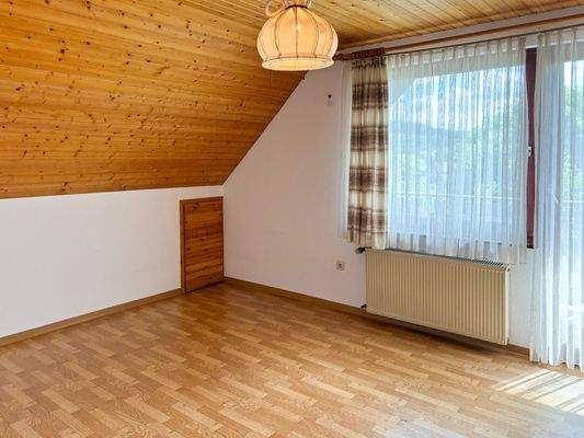 Schlafzimmer DG links 