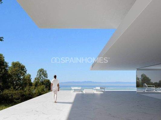 Sea and Golf-View Villa with Private Pool in Cadiz Sotogrande