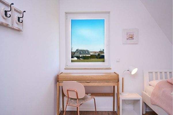 Schlafzimmer mit ruhiger Lage im Dachgeschoss