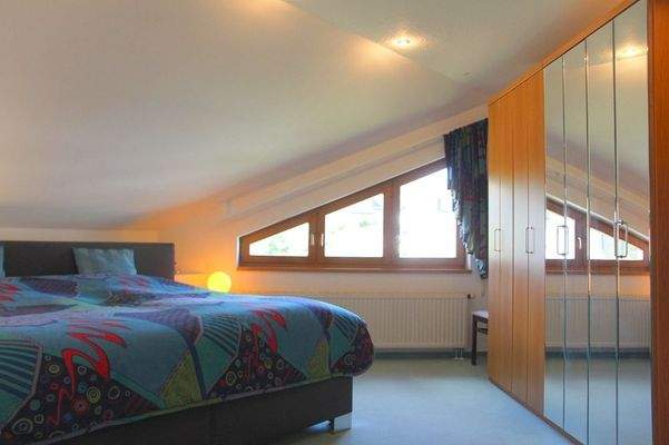 Elternschlafzimmer OG