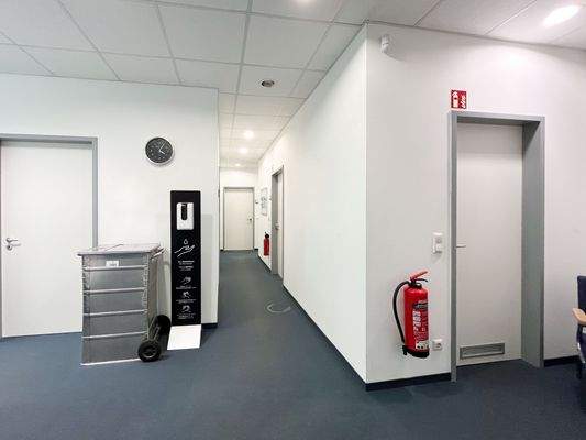 Einladendes Entrée mit Empfang