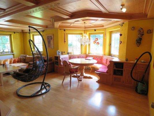 Wohnen - Essen mit Erker OG 