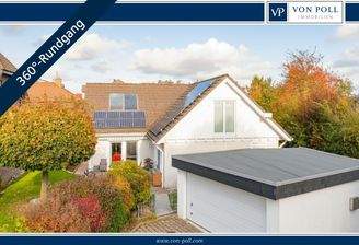 Hausansicht mit Garage