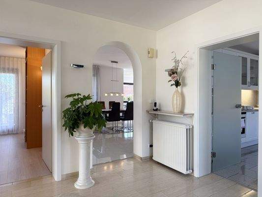 großzügiges Entrée