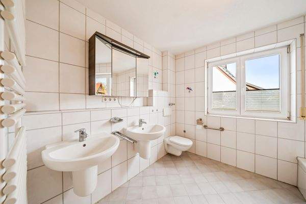 Badezimmer (Obergeschoss)