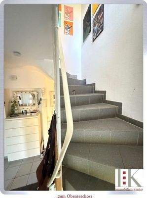 ...zum Obergeschoss
