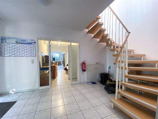 Treppenhaus / Übergang