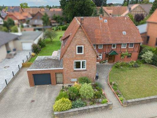 Luftaufnahme front links