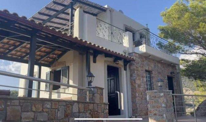 Südostkreta, Aspros Potamos: Wunderschöne Villa, nahe dem Meer und Makry Gialos, zu verkaufen