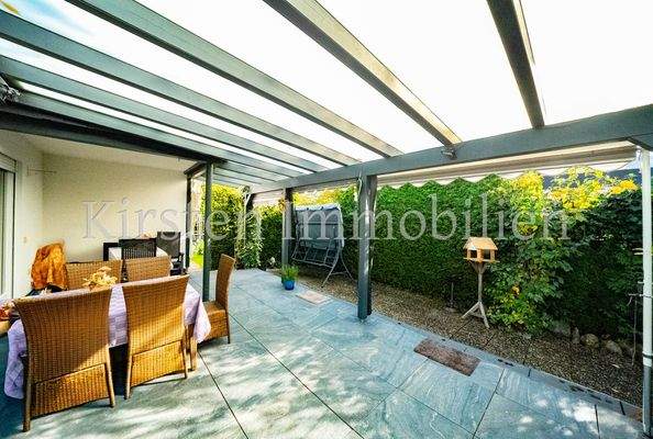 Überdachte-Terrasse