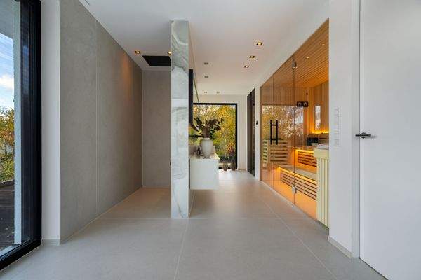 Master-Bad mit Sauna