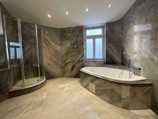 20251211_123911426_iOS