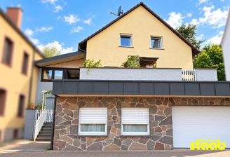Frontansicht vom Haus