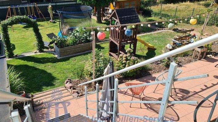 Foto 15_Garten - Terrasse.JPG