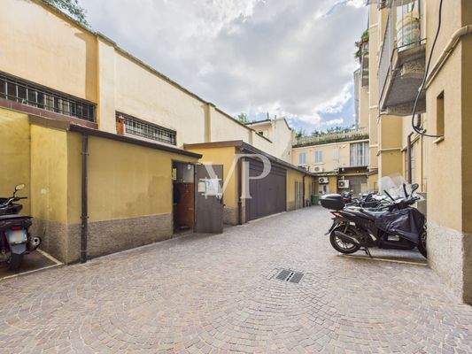 Unico box del palazzo