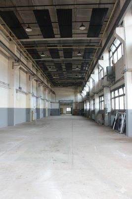 Industriehallenfläche Klein _378m².jpeg