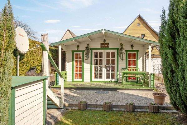 Saunapalast mit Kältebad