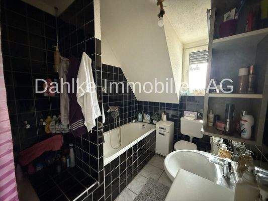 Badezimmer, Wohnung DG