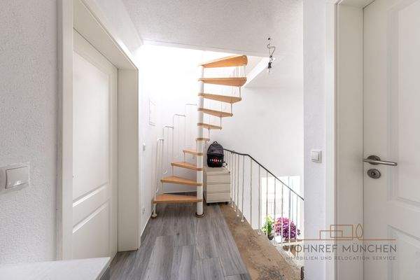 Treppenaufgang 1.OG_Haupthaus