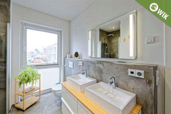 das vollmöblierte Designerbad...