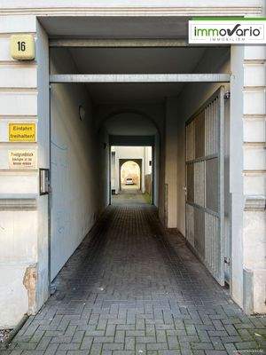 Durchfahrt/Durchgang