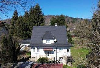 Das Haus ist sehr gut erhalten und bietet viel Potential