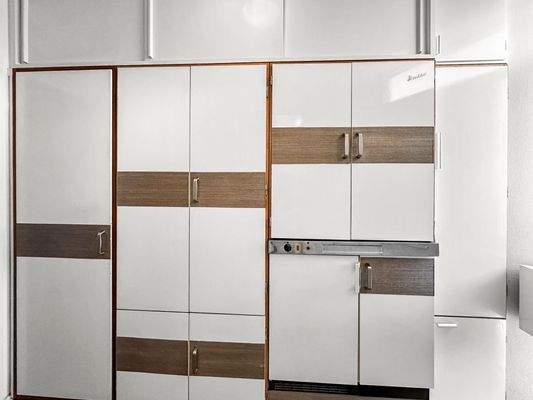 Flur mit Küchenpantry