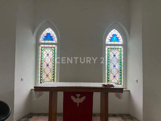 Die Bleiglasfenster wurden in Isolierglasfenster integriert