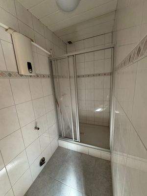 Badezimmer/WC im Schlafzimmer 2