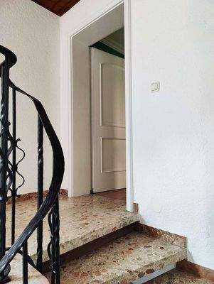 Wohnungs-Eingangstür