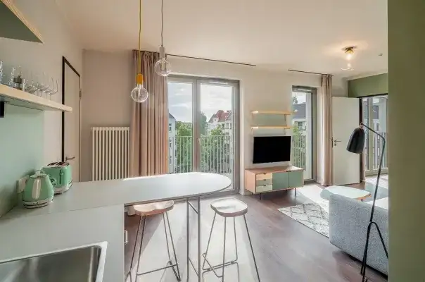 d2211633-d297-40a0-bf45-02f166e18e91