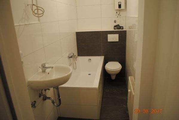 Bad Bsp. anderer Whg.