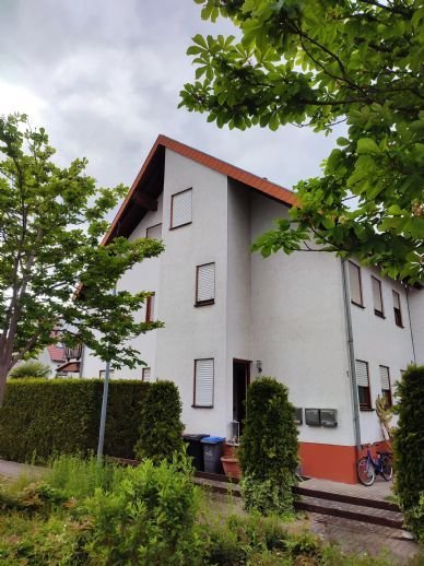 Helle Souterrain-Wohnung in ruhiger Lage in Waldsee