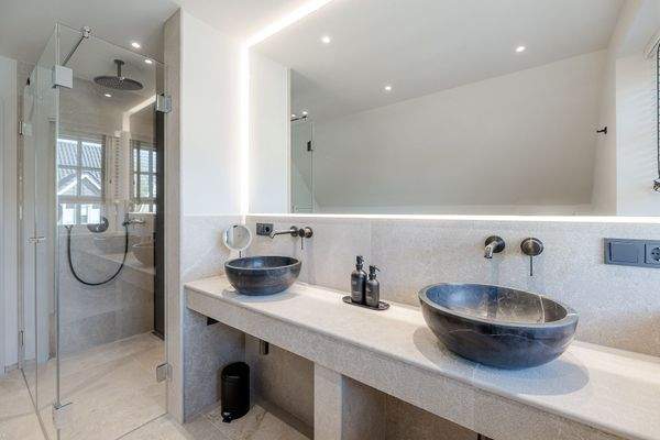 Lerchenweg 15_west_82.jpg