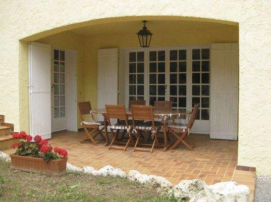 Teraase Erdgeschoß zum Wohnzim