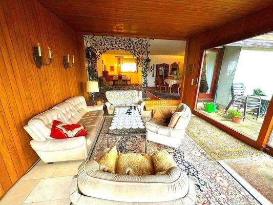 Anbau und Wohnbereich