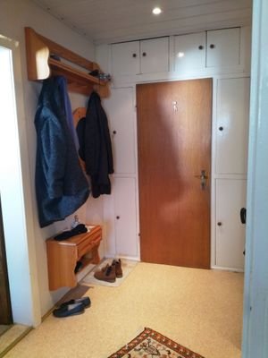 Flur mit Garderobe