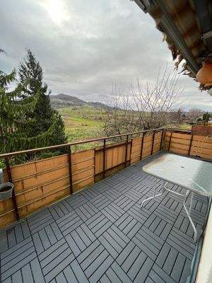 großer Balkon mit tollem Ausblick.jpg
