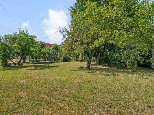 Grundstück - Ansicht 2 und 3_2