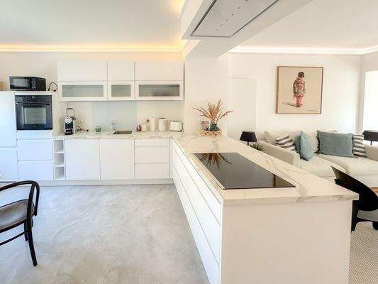 Die Kochinsel im Mittelpunkt